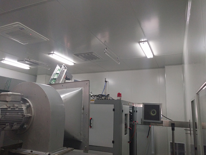 吉拓機械走向世界無菌凈化生產線吹瓶機