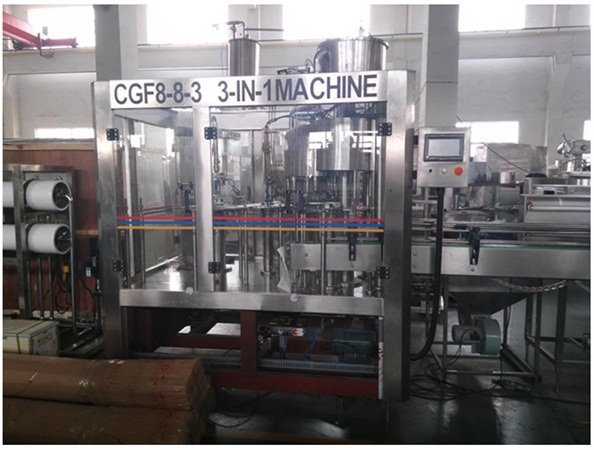 CGF883 三合一灌裝機